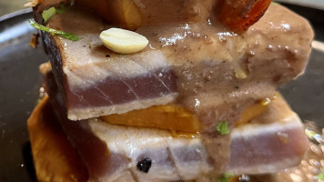 Eating Bear Adhoc Wine food