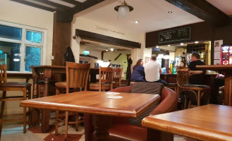 Royal Oak inside