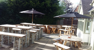 Royal Oak outside