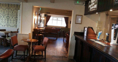 Royal Oak inside