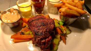 Graffi Grill food