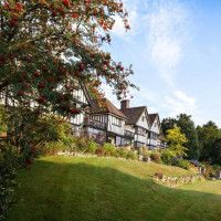 Kildrummy Inn outside