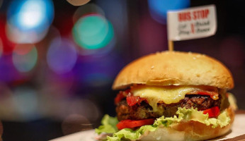 Bus Stop Sahl Hasheesh