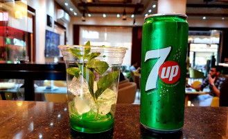 كافيه و مطعم قصر الإماراتية drink
