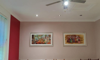 Shakira Indian Cuisine inside
