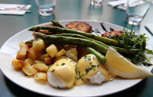 San Lorenzo's food