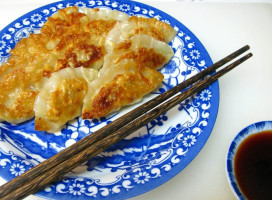 Wong's Kitchen food