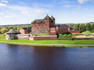Torikahvila Cafe Linna