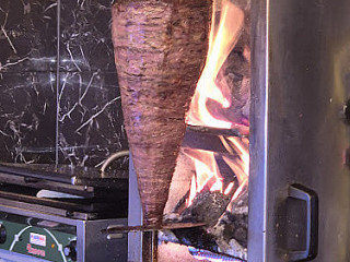 Lava Döner-iskender