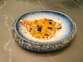 Xiongdi Di Hu Baisheng