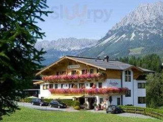 Alexandra Restaurant