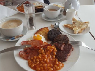 The Dancing Midge Cafe