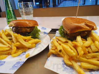 La Papa Loca Burgers