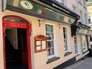 Badgers Bar And Restaurant