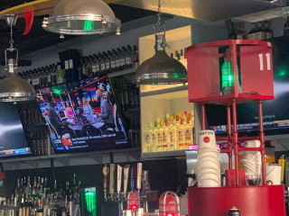Jake's Cocktail And Grill